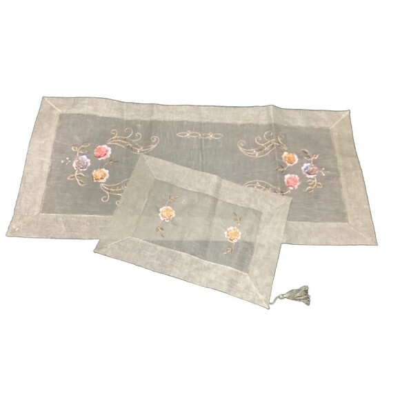 Sheer Light Green Table Runner & Matching Mat Floral Embroidered 3D Carnations - Picture 2 of 16